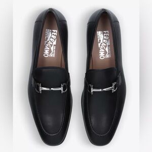 SALVATORE FERRAGAMO RAMSES LEATHER LOAFERS  EE/M